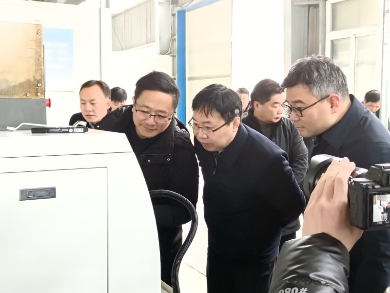 胡紅兵到孺子牛軸承走訪(圖3) 胡紅兵到孺子牛軸承走訪(圖3)